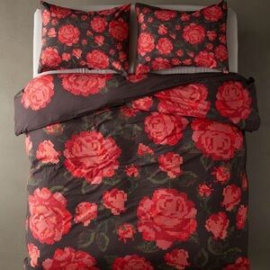 🌹NWT🌹 Urban Outfitters Lana Rose Breezy Duvet Cover & Pillow Sham Set, Size King